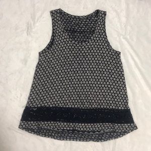 Sleeveless blouse